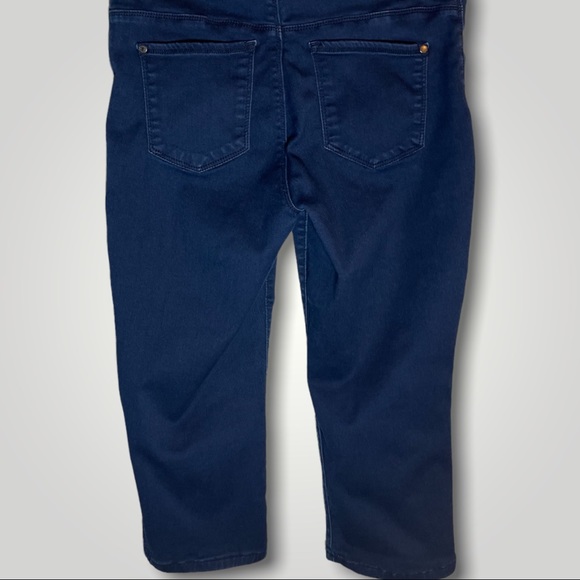 Gloria Vanderbilt stretchy dark capris size 6 - Picture 2 of 6